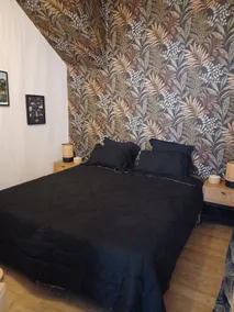 Renovated apartment in the heart of the village - Image 4