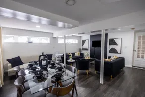Minimal 1bed APT basement w/free parking - Image 2