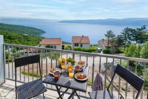 Bellissimo appartamento con terrazza e griglia - Image 2