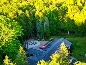 Private Nature Retreat With Game Room - Image 5