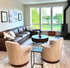 4BR 4.5BA Pet Friendly Riverfront Home - Image 3