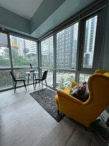 BGC condo with city view - Image 2