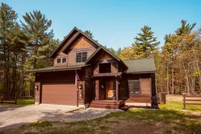 Family Lodge Sleeps 12 · Hot Tub, Sauna, Whiteface - Image 3