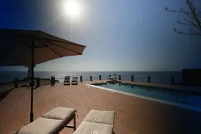 Gorgeous 4Br Apt with Pool & BBQ - Image 4