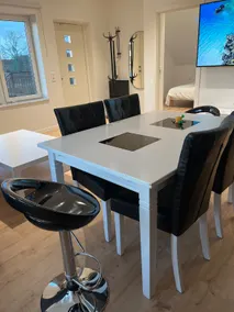 Large Unique apartment in a newly built house - Image 3