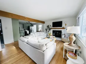 Fairfield Cottage -Top Rated Gem, Fire Pit, Near Beach, 90 Min to NYC - Image 3