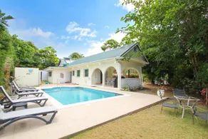 Large pool gardens and close to beach - Aqua Bliss - Image 3