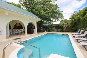 Large pool gardens and close to beach - Aqua Bliss - Image 2