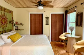 Bamboo Bungalow * 1 BR Suite with Private Entrance - Image 4