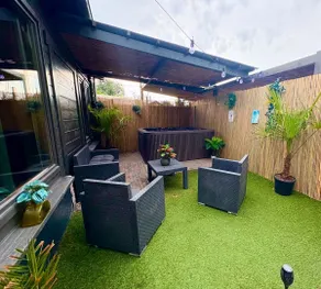 Private wellness lodge near Amsterdam&Airport - Image 2