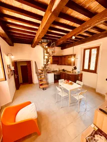 House in Umbria – Refuge in nature with terrace - Image 4