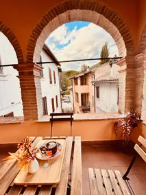House in Umbria – Refuge in nature with terrace - Image 2