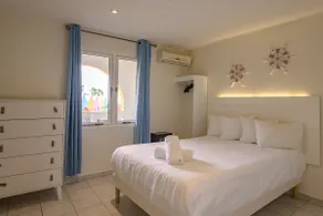 *Luxurious Ocean View 2 Bedroom Suite* - Image 2
