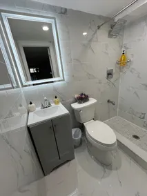 Modern cozy studio apartment w/private entrance - Image 3