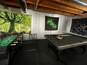 Contemporary 3BR: Patio, TV in each Room+Game Room - Image 4