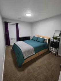 S&S Cozy Retreat | 18 min from Atlanta Townhome - Image 3