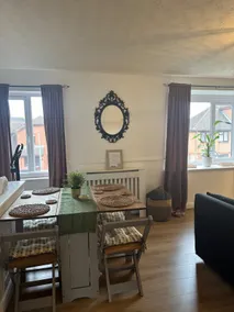 Stylish Private Flat * Own Entrance * Free Parking - Image 4