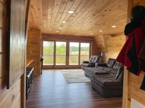 Retreat on Pekin Hill, House - Image 3