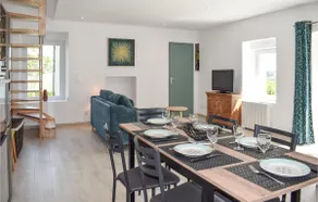 Lovely home in Canihuel with heated swimming pool - Image 5