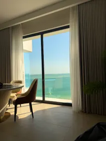 Lusail Seaview Luxury Apartment - Image 2