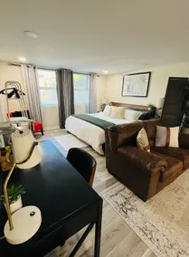 Family Friendly Getaway- English basement w/yard - Image 4