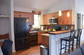 Relax in an Executive Studio Guesthouse - Image 4