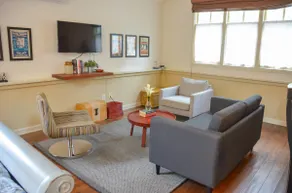Relax in an Executive Studio Guesthouse - Image 3