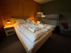 Entire floor in villa with beach plot - Image 5