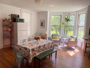 Spacious, Sunny* Woodland Retreat - Image 2