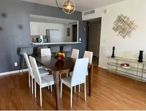 Checkmate at the Sunny Isles beach - Image 2