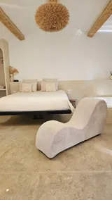 Le Clos des Délices - Love Room - Chambre avec spa, terrasse et parking privatif - Image 3