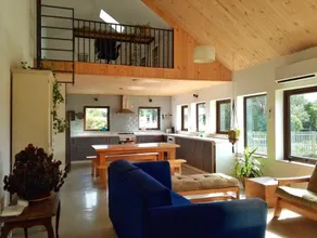 Family-friendly accommodation in Puerto Varas with a farm - Image 2