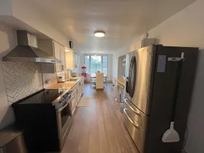 2K+1Q suite + PS5 | 3BR near UC & 12 min Downtown - Image 5