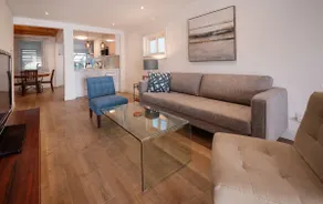 3BR Family Home | Free Parking | Near Lake - Image 2
