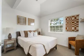 The Sand Dollar Beach House (2 min walk to beach) - Image 5