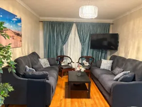 Beautiful house 4 bedroom 2 Bathroom, Free Parking - Image 3
