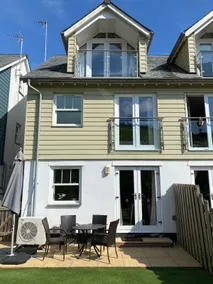 Comfy Cornish house with a short walk to the beach - Image 2