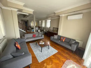 Luxury and Comfortable Villa with Seafront View - Image 3