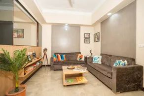 Gurgaon | Couple's Retreat | Mall | Free Parking - Image 4