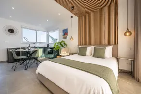 Penthouse in Mellieha with Private Pool & Large Terraces - Image 2