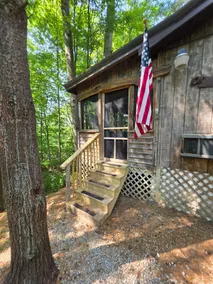 The Old Moonshiners at Avenwood Cabins - Image 3
