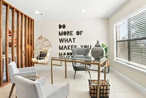 Spacious 4BR FamGetaway SpaShowers Modern Retreat - Image 5