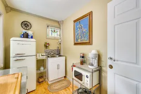 Eureka Springs Rental - Walk to Downtown! - Image 2