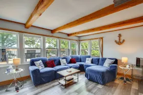 Waterfront Fox Lake Vacation Rental w/ Fire Pit! - Image 5