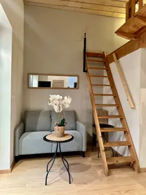 Pleasant studio in the center. - Image 2