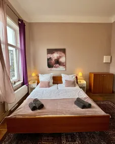 Royal Rose Suite in zentraler Lage - Image 4