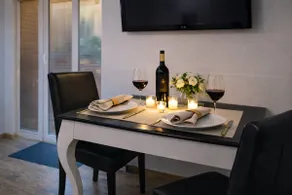 Studio · Garden & BBQ · KindStay Suites · Prague Airport - Image 3