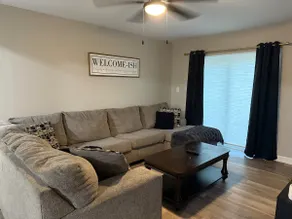 Cozy home minutes from downtown - Image 3