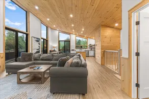 Stowe Serenity Lodge - Minutes to the Mountain - Image 2