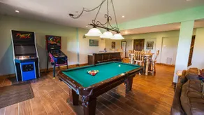 The Tippy Canoe | Luxurious 8BR Indoor Pool - Image 4